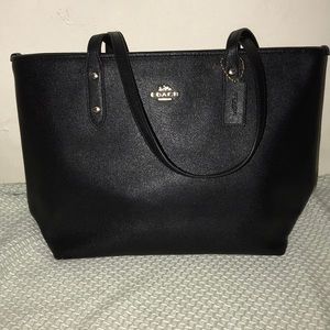 Coach City Market Tote NWOT